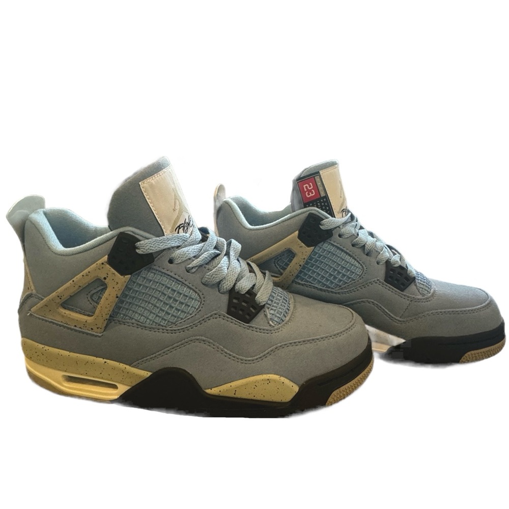 Jordan 4 Retro University Blue